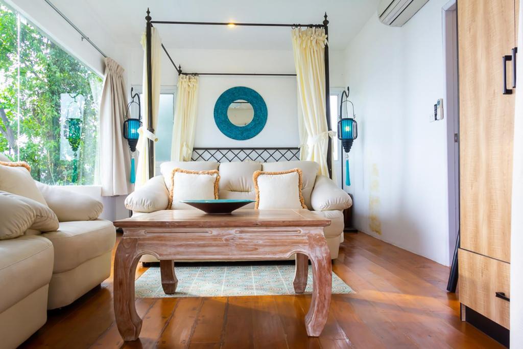 Grand Bleu Ocean View Pool Suite Bãi biển Kamala Ngoại thất bức ảnh
